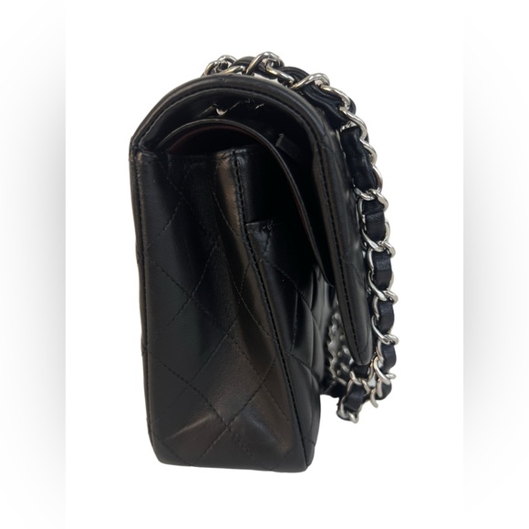 CHANEL Lambskin Quilted Medium Double Flap - Picture 2 of 12